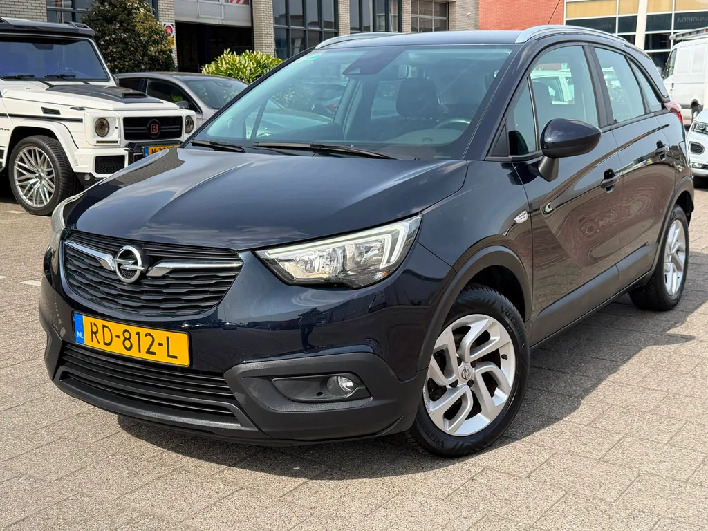 Opel Crossland X (2017) — foto 1
