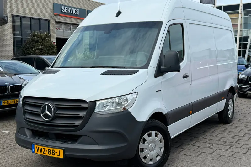 Mercedes-Benz eSprinter (2023)