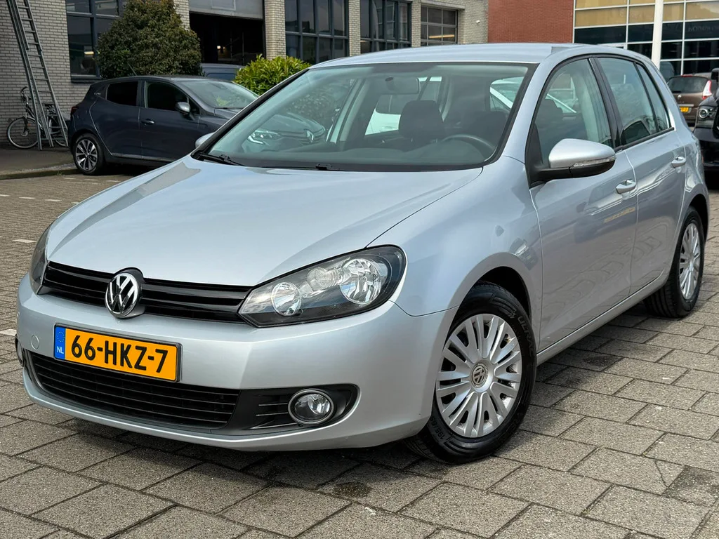 Volkswagen Golf (2009) — foto 1