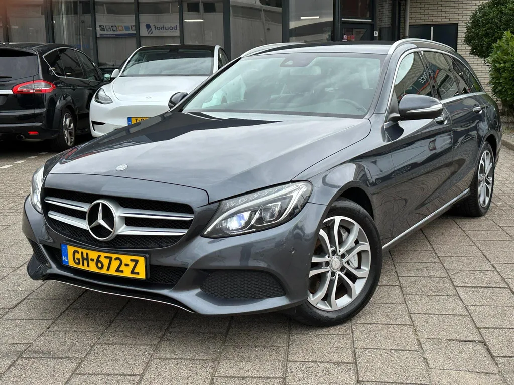 Mercedes-Benz C-Klasse (2015) — foto 1