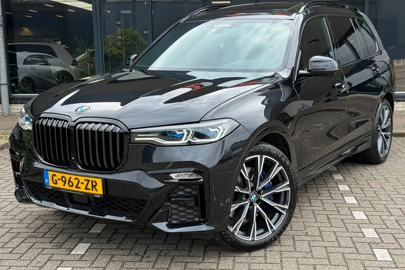 BMW X7 (2020)