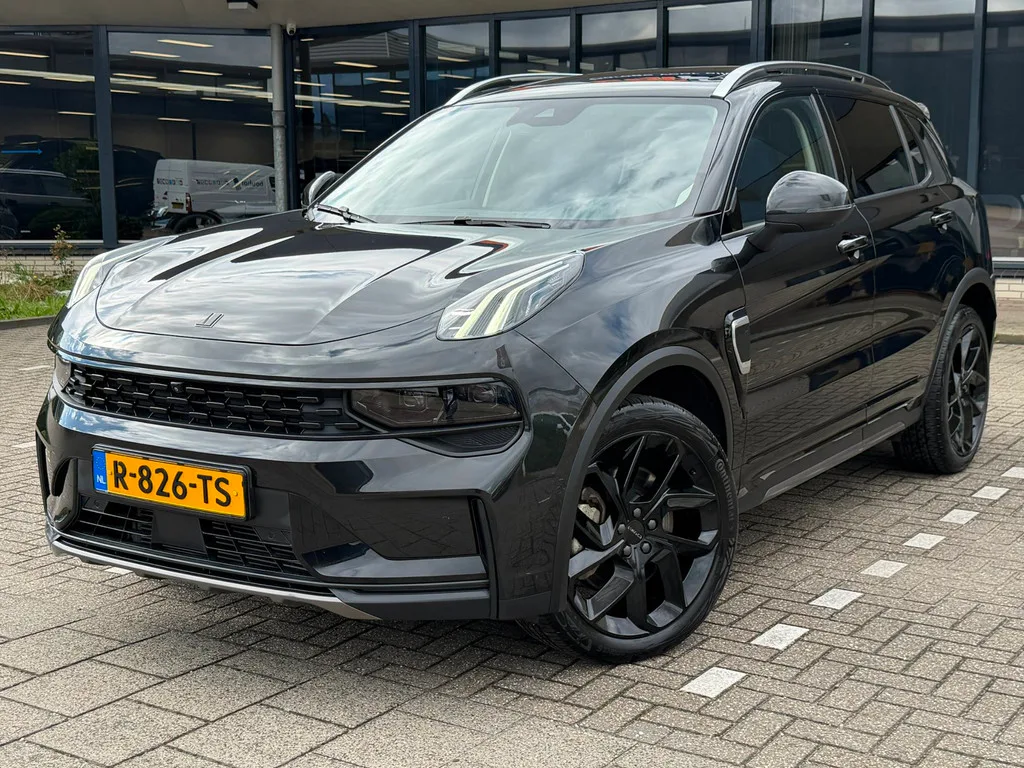 Lynk & Co 01 (2022) — foto 1
