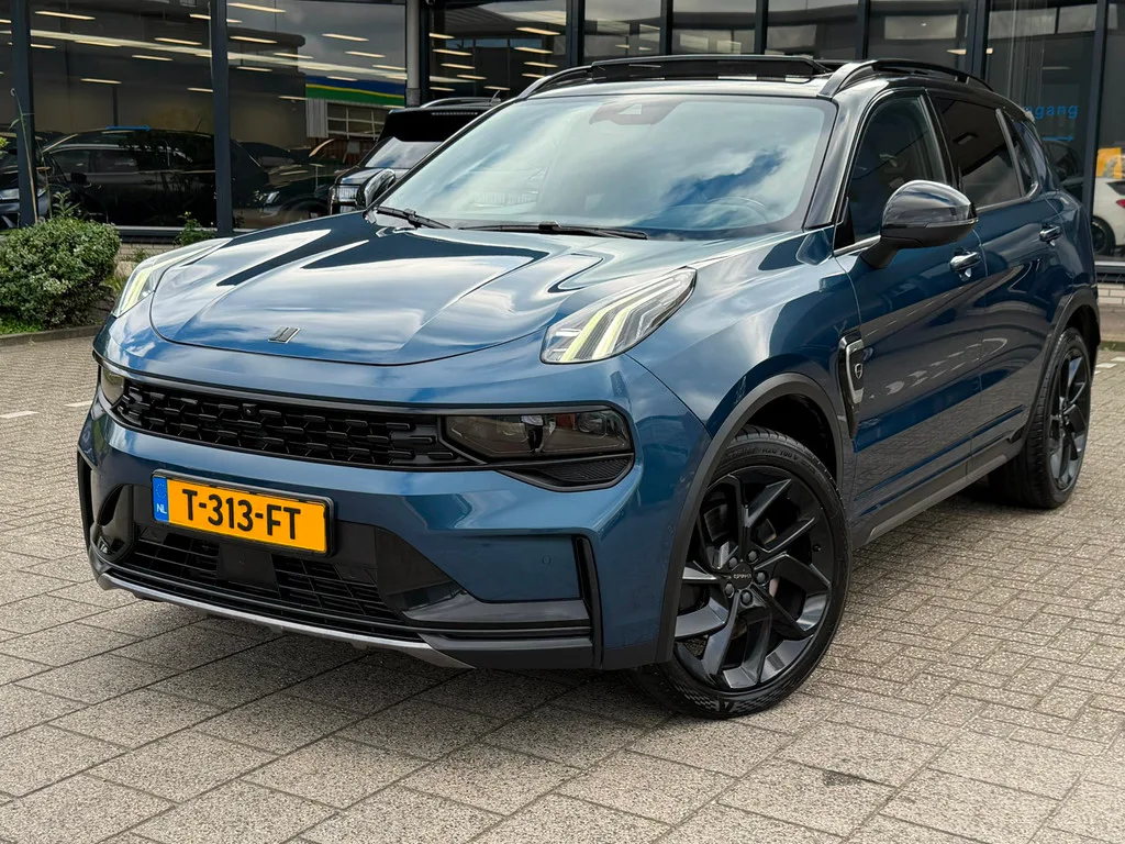 Lynk & Co 01 (2023) — foto 1