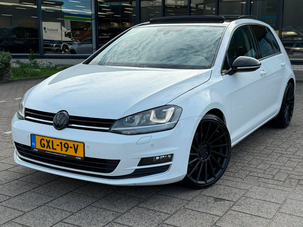 Volkswagen Golf (2013) — foto 1