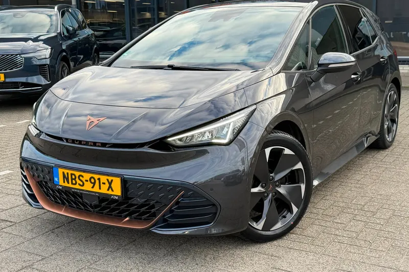 CUPRA Born (2022)