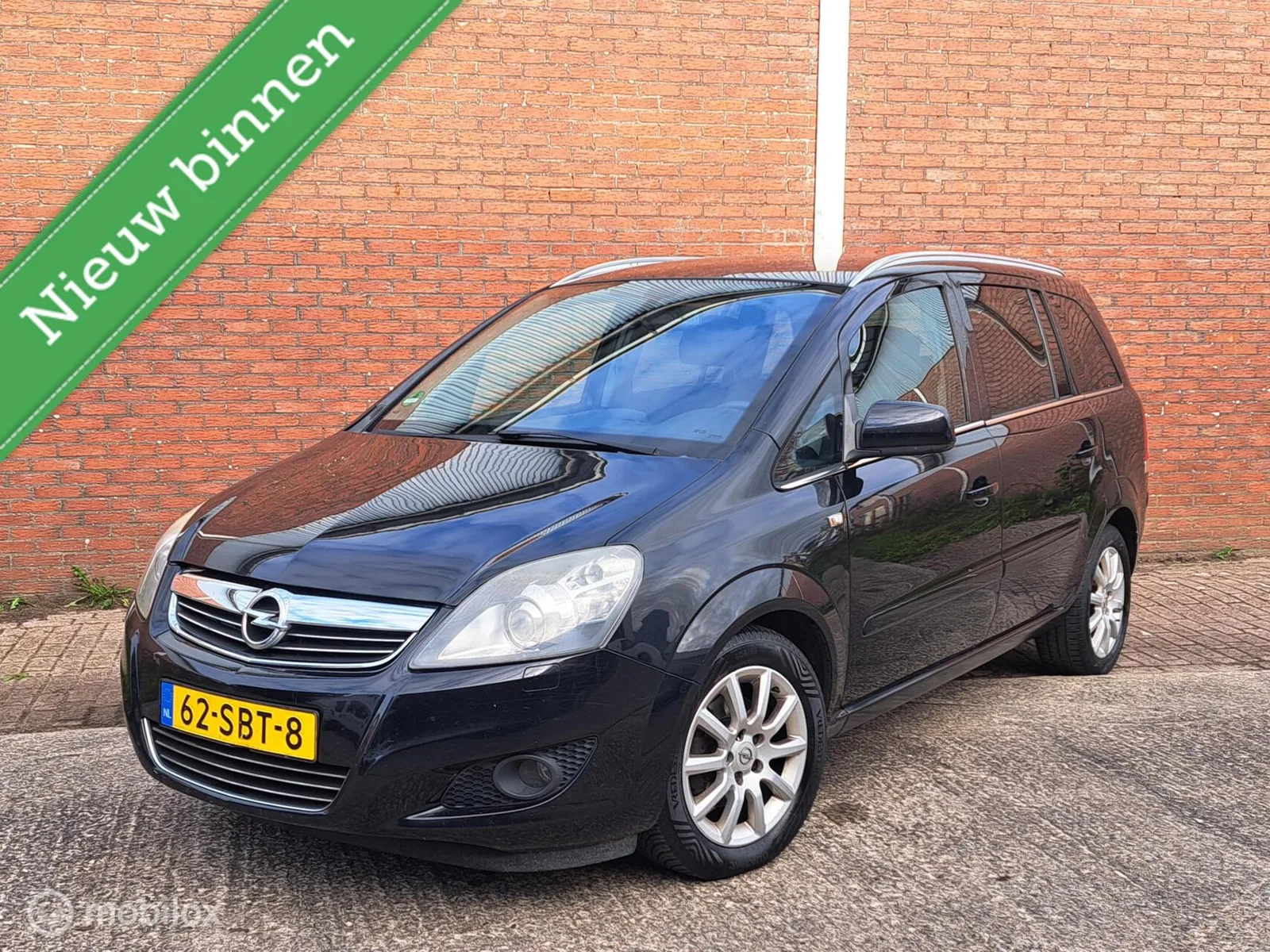 Opel Zafira (2010) — foto 1