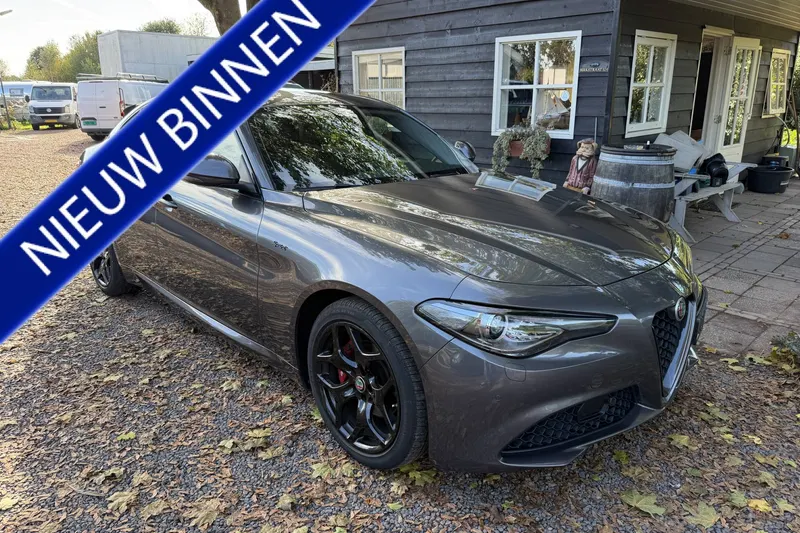 Alfa Romeo Giulia (2021)