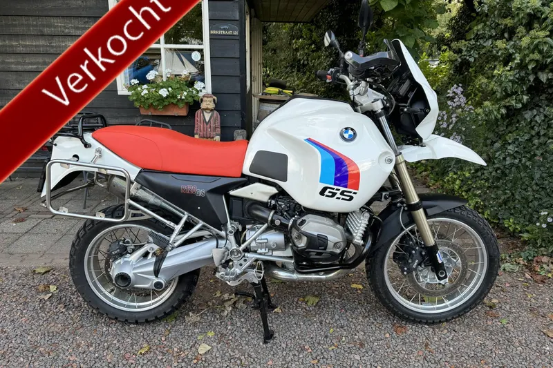 BMW R (2011)