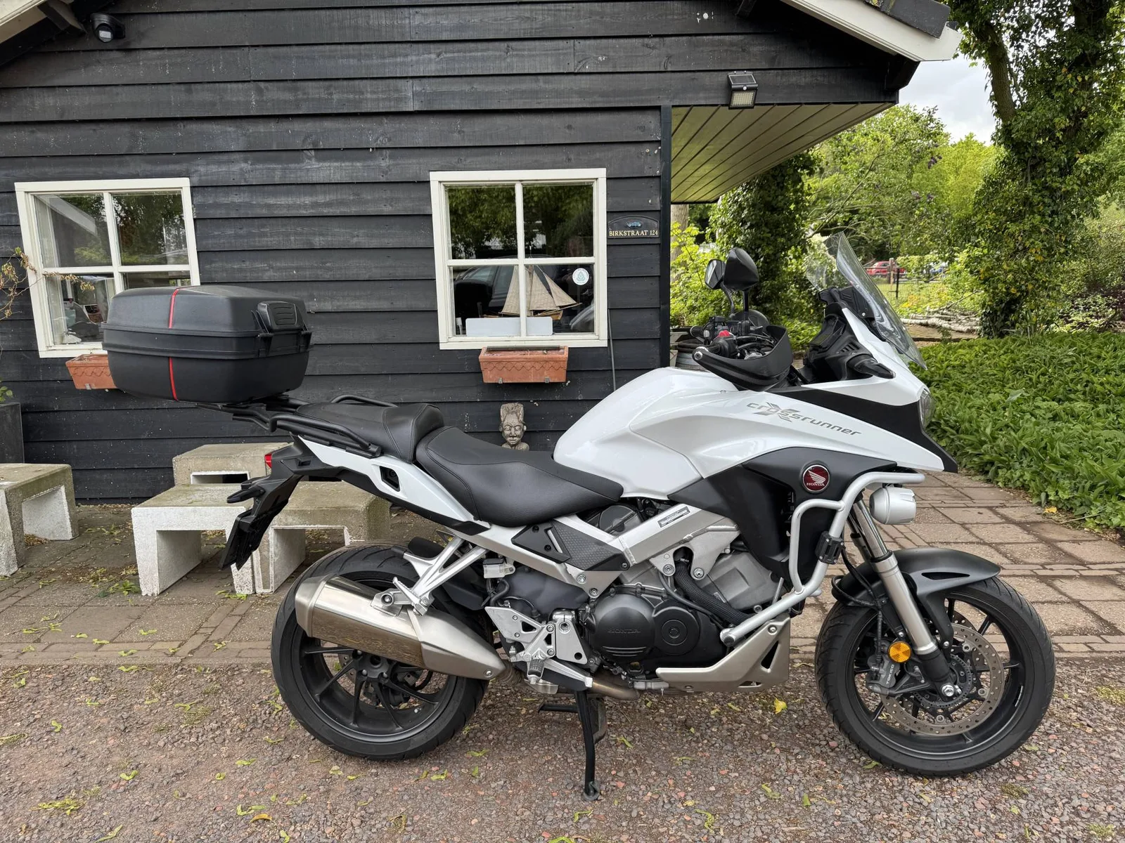 Honda VFR (2017) — foto 1