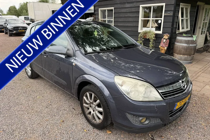 Opel Astra (2007)