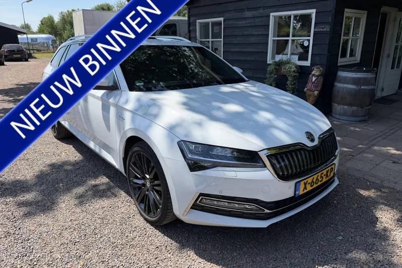 Škoda Superb (2020)
