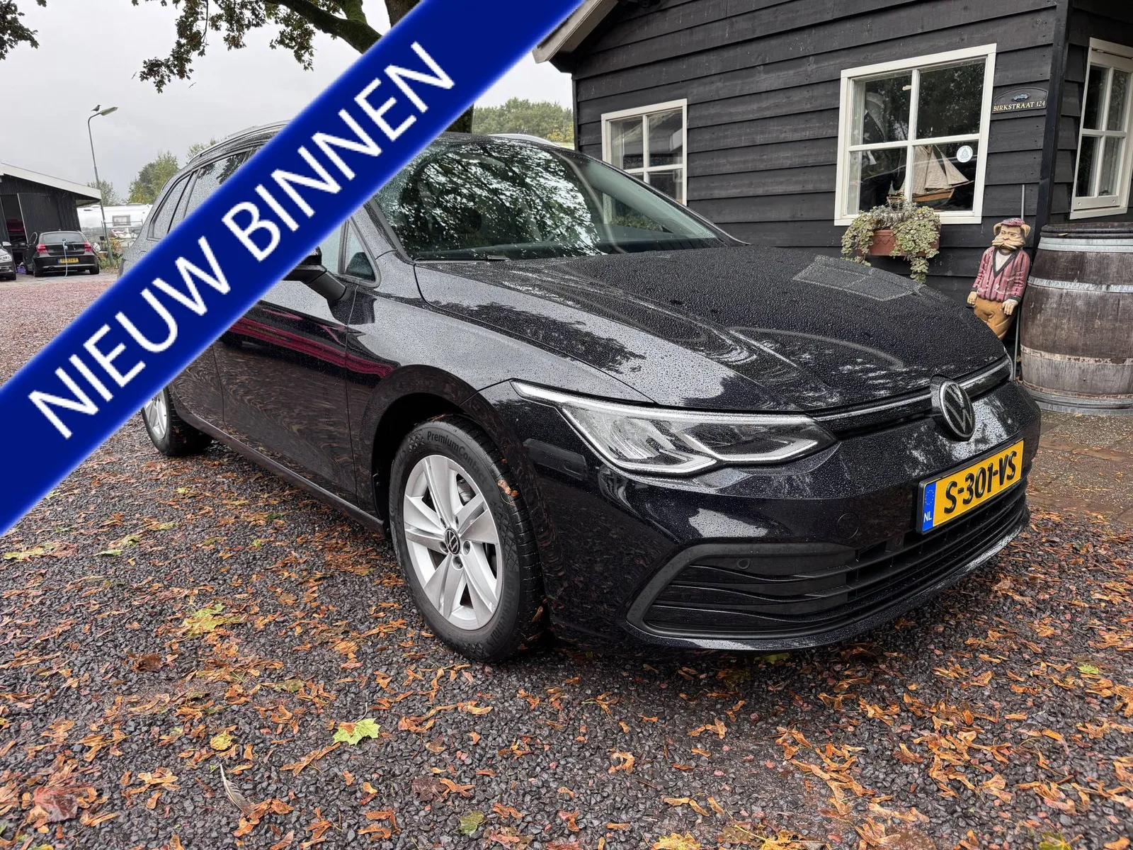 Volkswagen Golf (2023) — foto 1