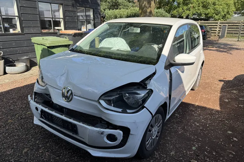 Volkswagen Up! (2014)