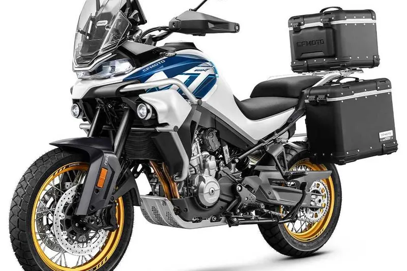 CFMoto 800 MT (2026)