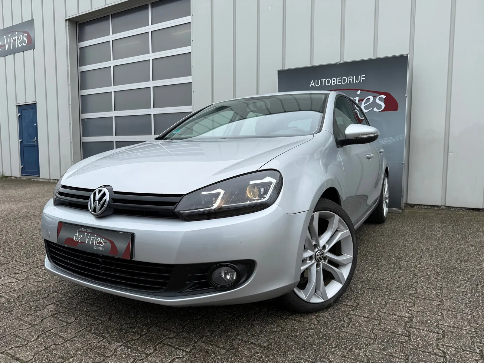 Volkswagen Golf (2011) — foto 1
