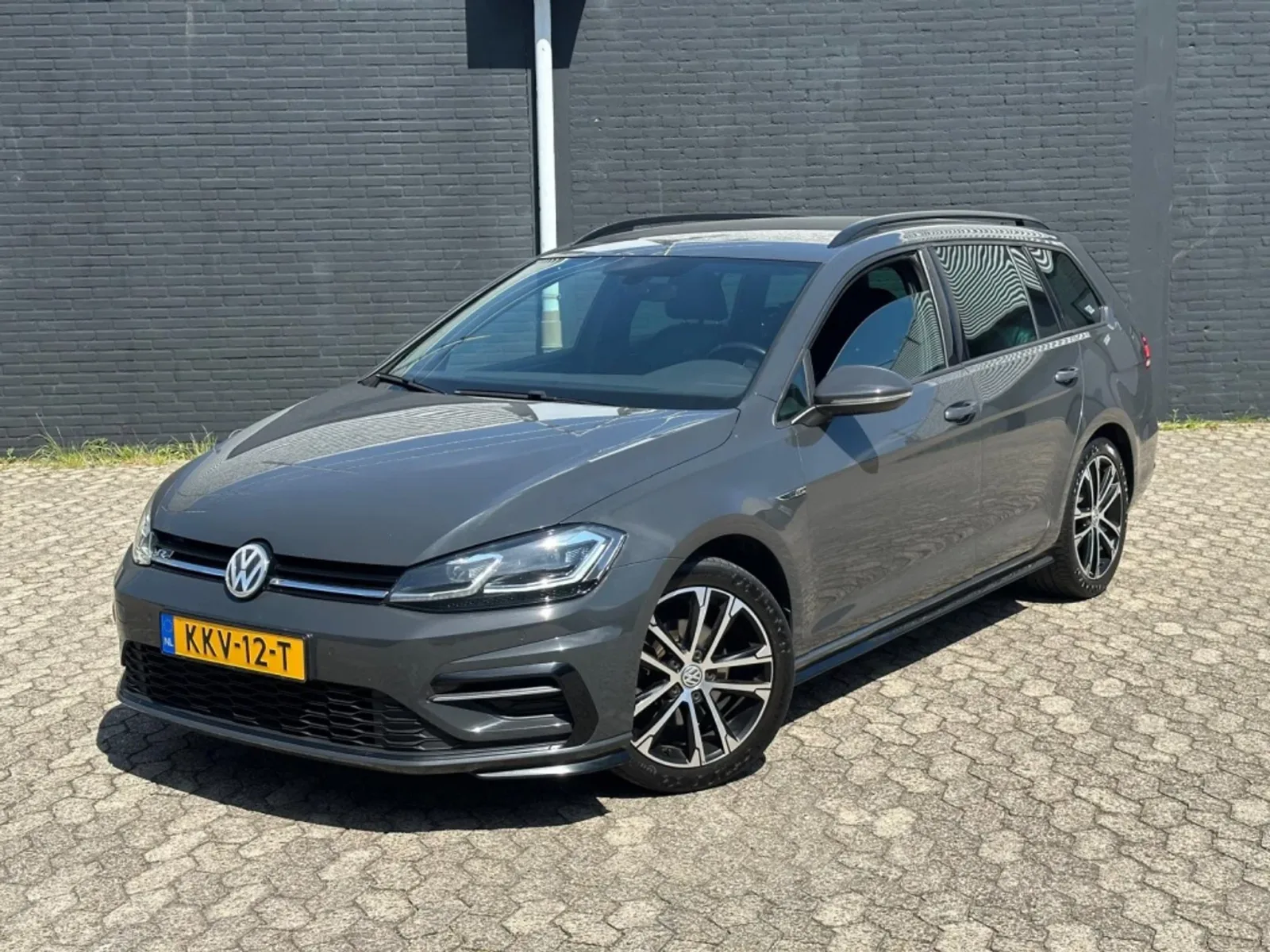 Volkswagen Golf (2017) — foto 1