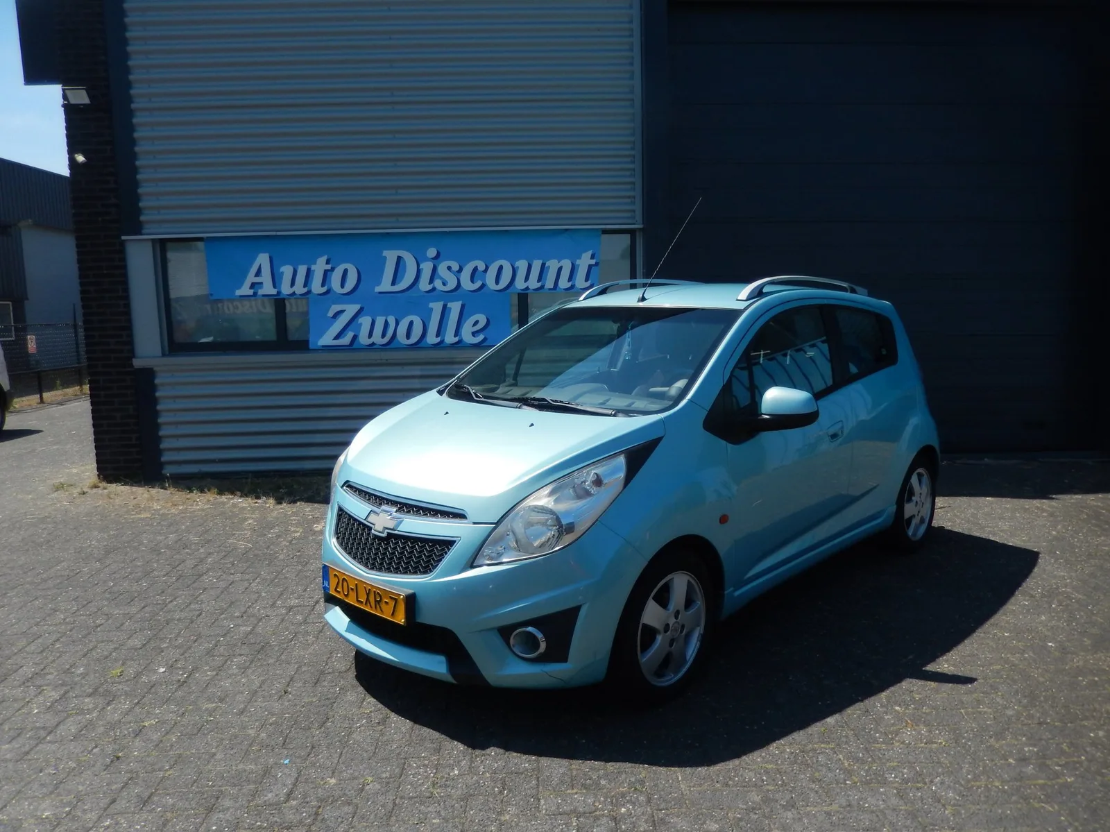 Chevrolet Spark (2010) — foto 1