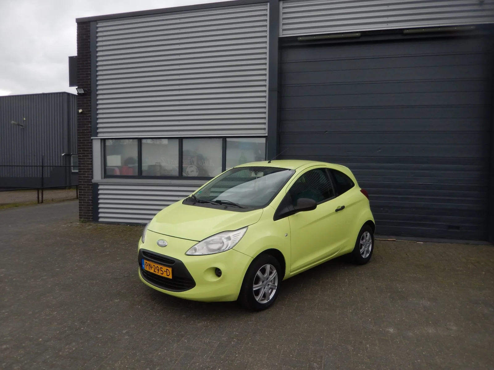 Ford Ka (2009) — foto 1