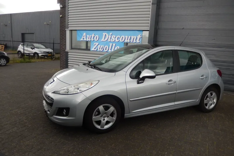 Peugeot 207 (2011)