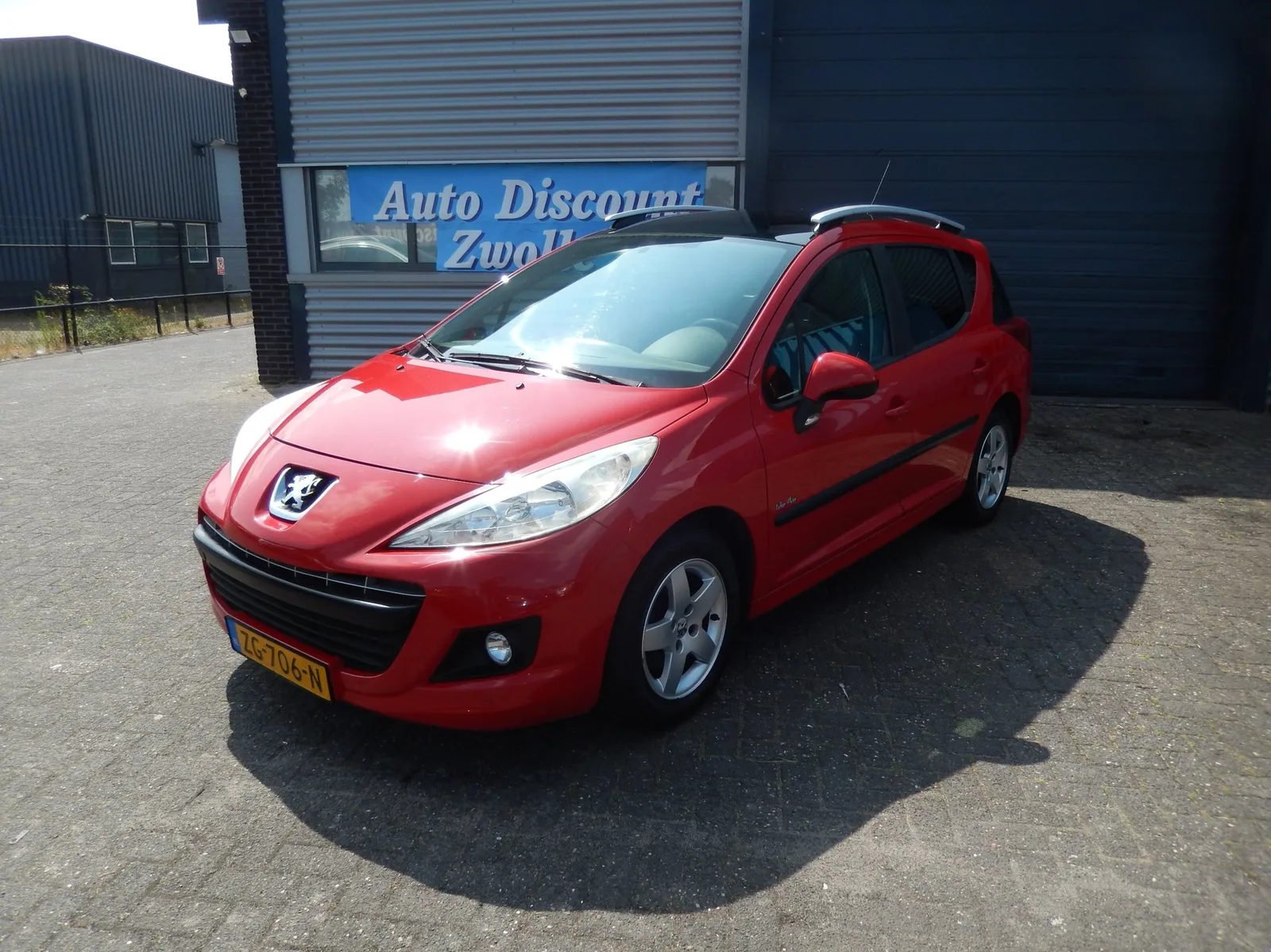 Peugeot 207 (2009) — foto 1