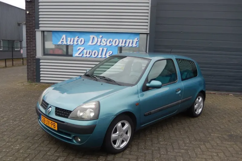 Renault Clio (2002)