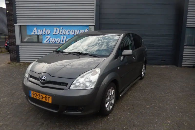 Toyota Verso (2008)