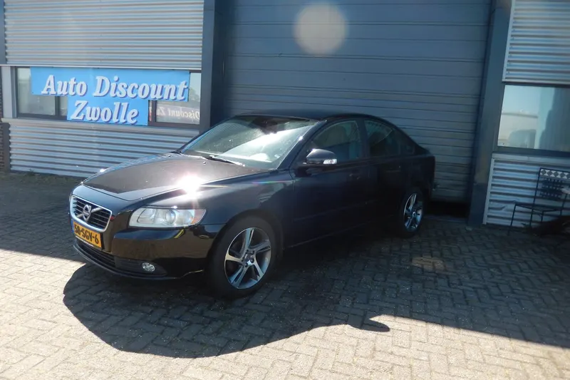 Volvo S40 (2011)