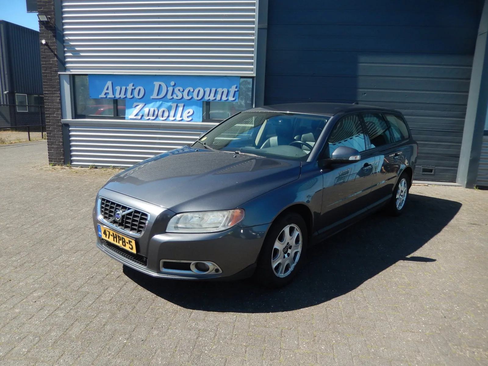 Volvo V70 (2009) — foto 1