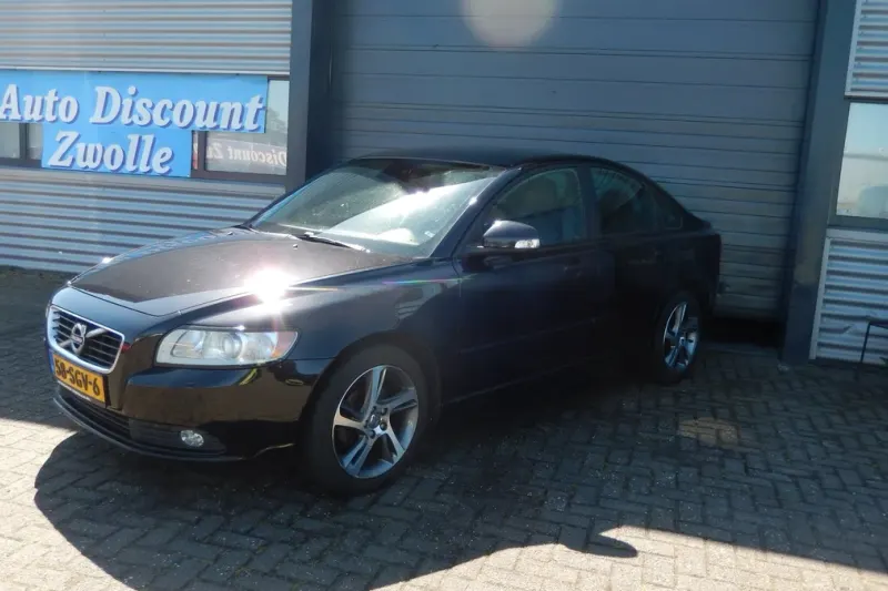 Volvo S40 (2011)