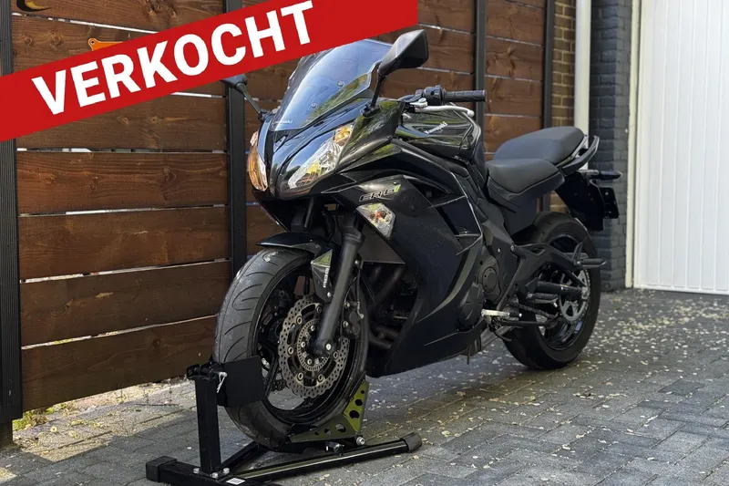 Kawasaki Er-6f (2017)