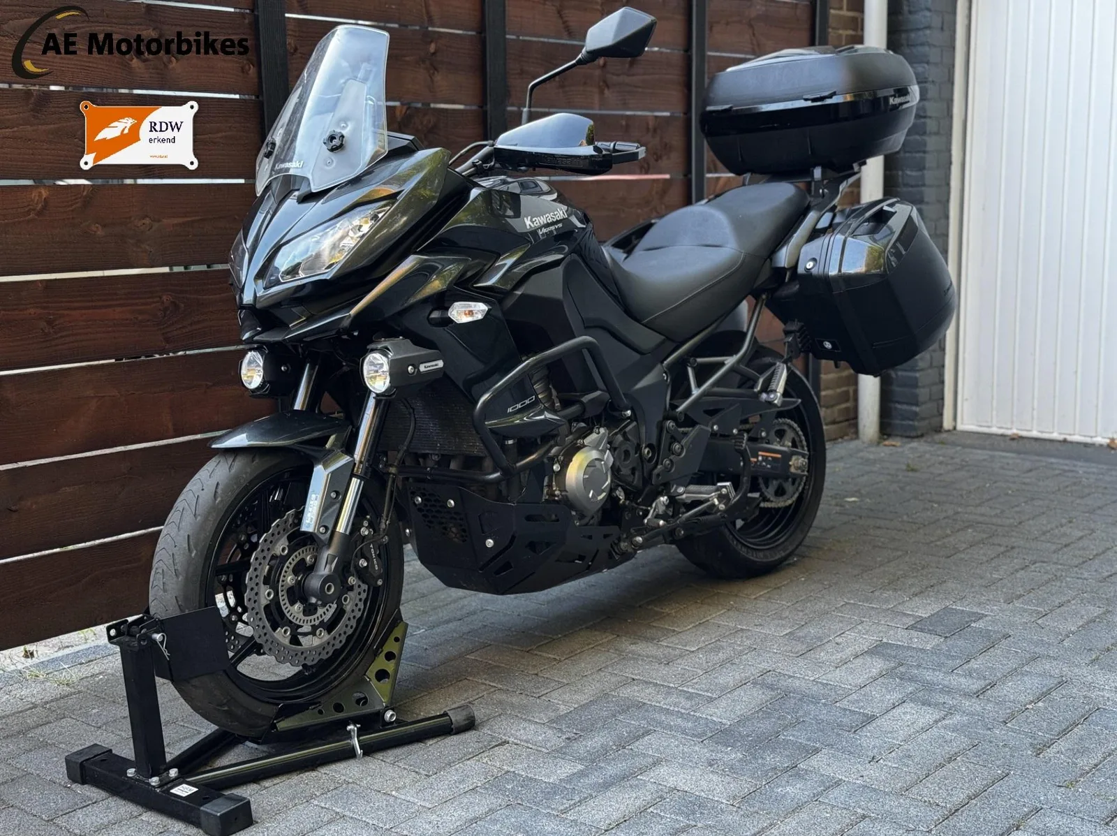 Kawasaki Versys 1000 GRAND TOURER (2016) — foto 1