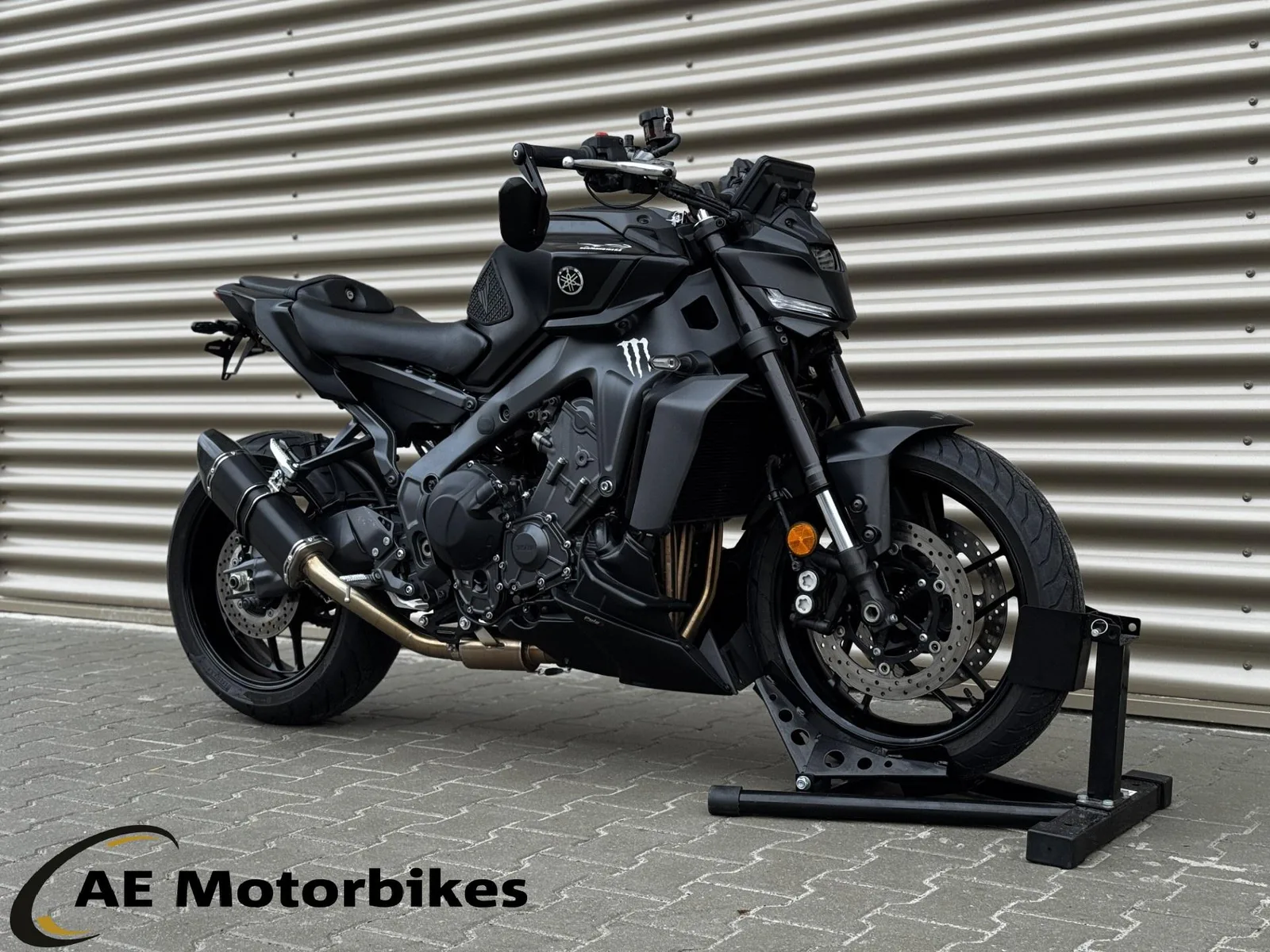 Yamaha MT-09 (2024) — foto 1