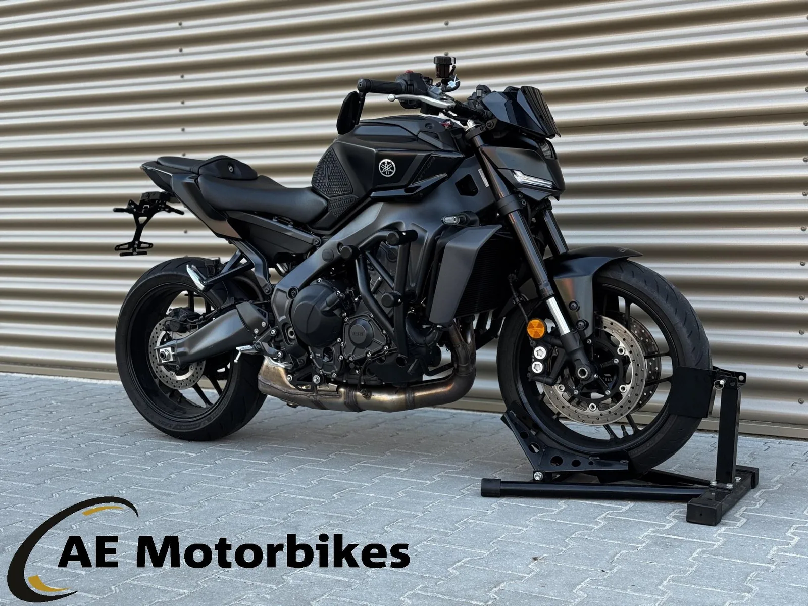 Yamaha MT-09 (2024) — foto 1