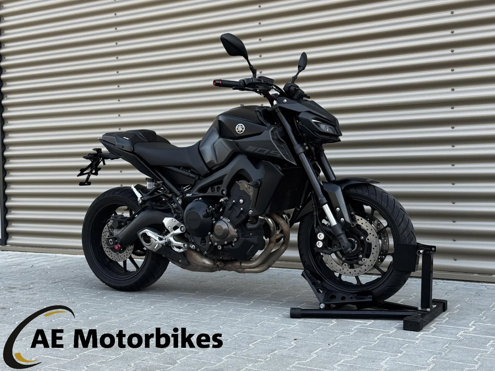 Yamaha MT-09 (2018) — foto 1