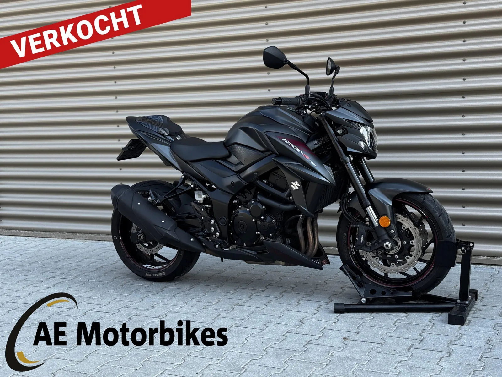 Suzuki GSX-S750 (2019) — foto 1