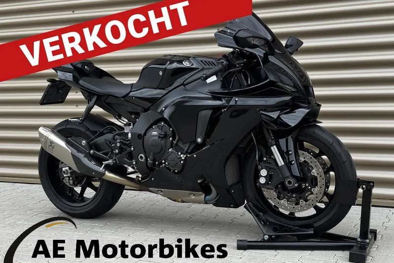 Yamaha YZF-R1 (2023)