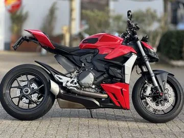 Ducati Streetfighter (2023) — foto 1