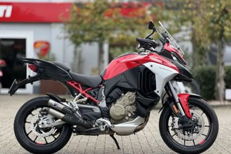 Ducati Multistrada V4 (2022)