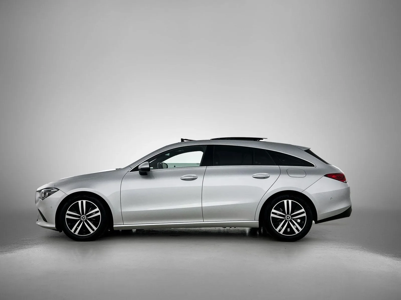 Mercedes-Benz CLA-Klasse (2021) — foto 1