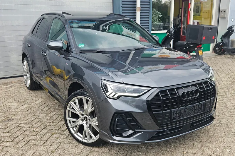 Audi Q3 (2021)