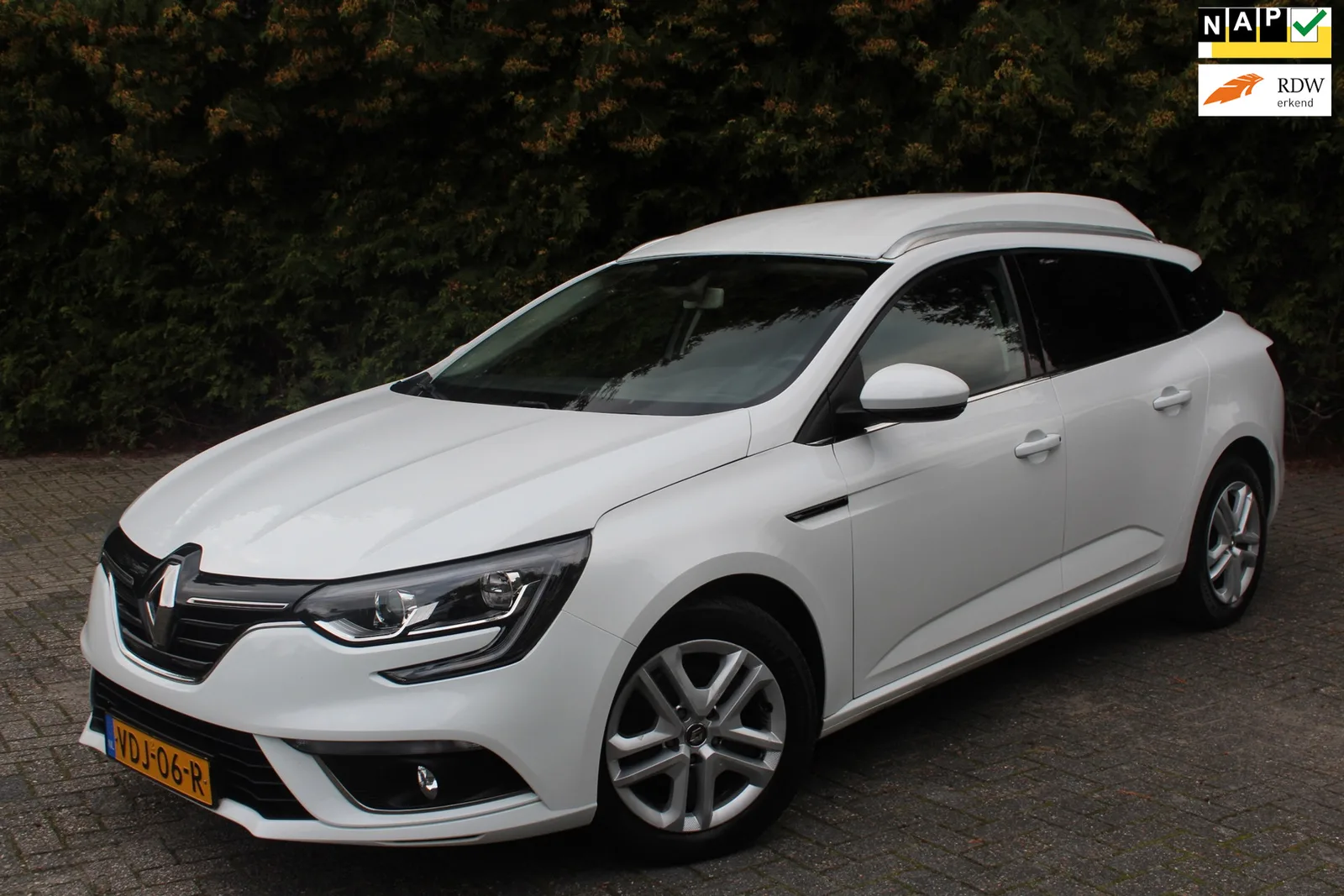 Renault Mégane (2019) — foto 1
