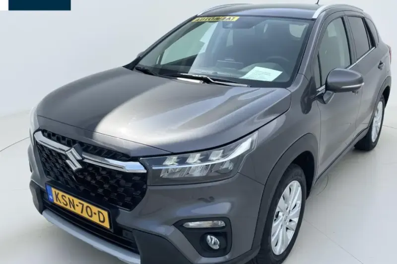 Suzuki S-Cross (2025)