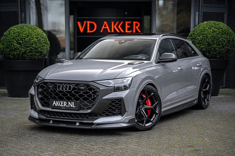 Audi RSQ8 Performance URBAN (2025)