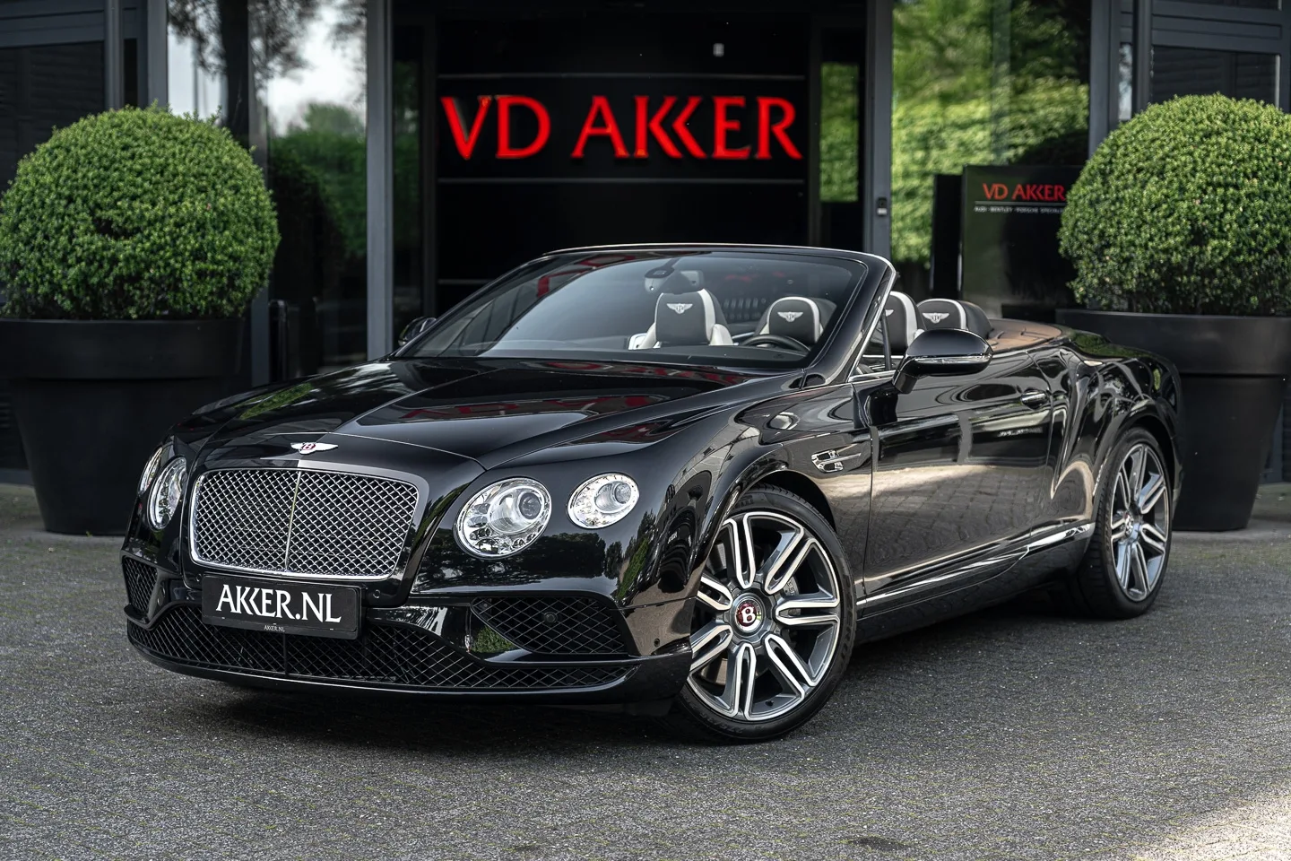 Bentley Continental (2018) — foto 1