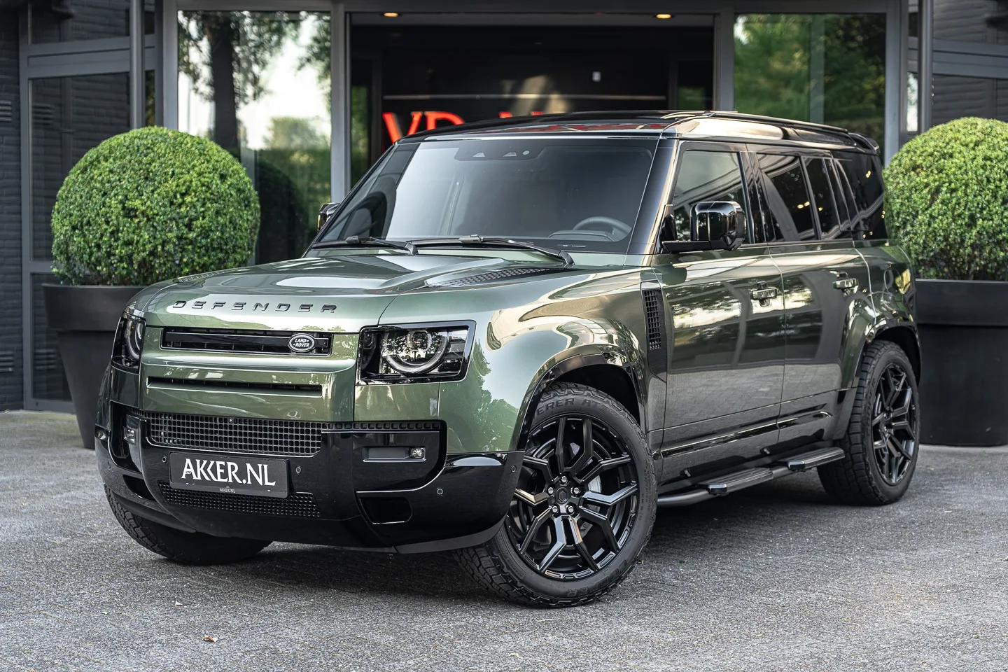 Land Rover Defender (2026) — foto 1