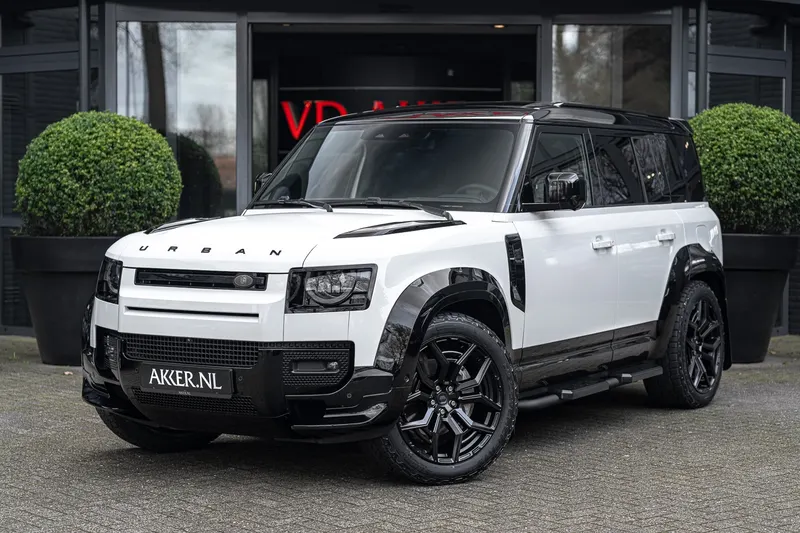 Land Rover Defender (2025)