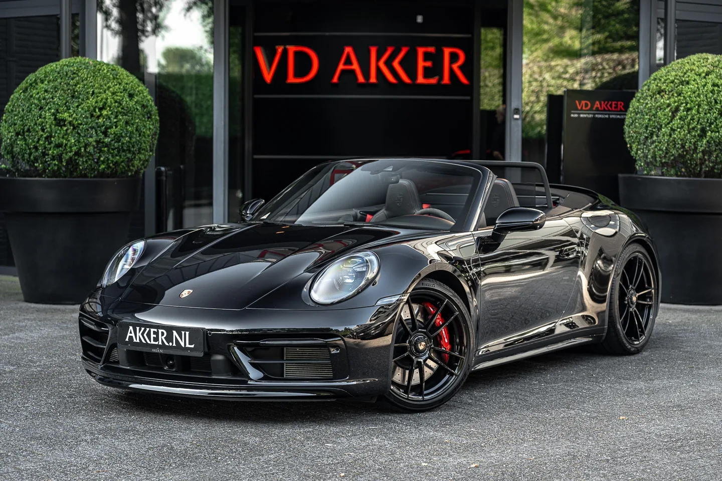 Porsche 992 Carrera 4 GTS (2025) — foto 1