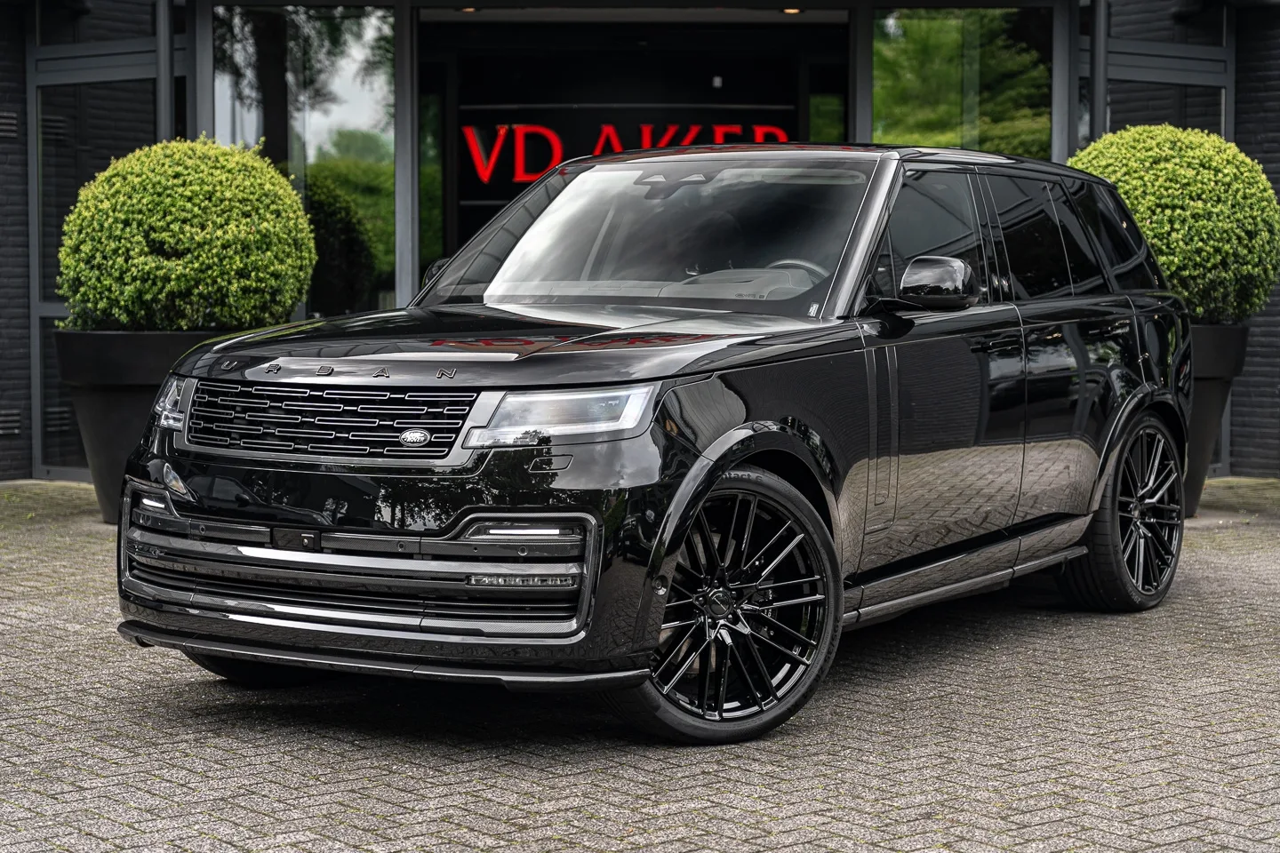 Land Rover Range Rover (2026) — foto 1