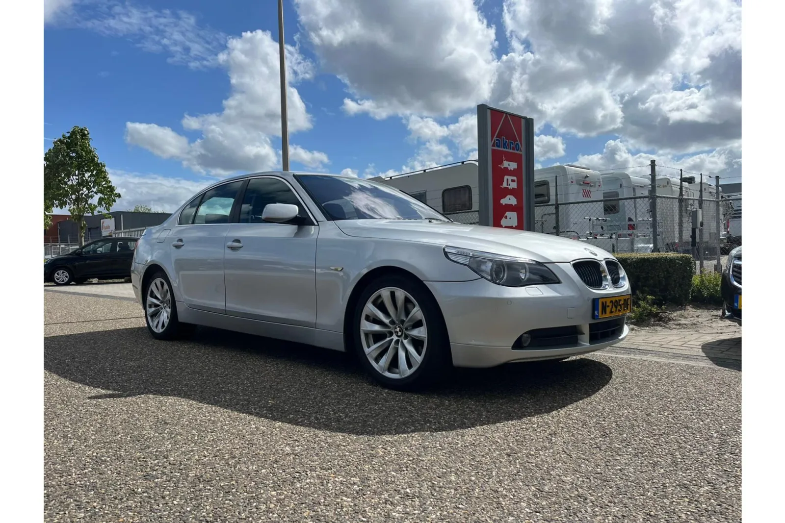 BMW 5-Serie (2005) — foto 1