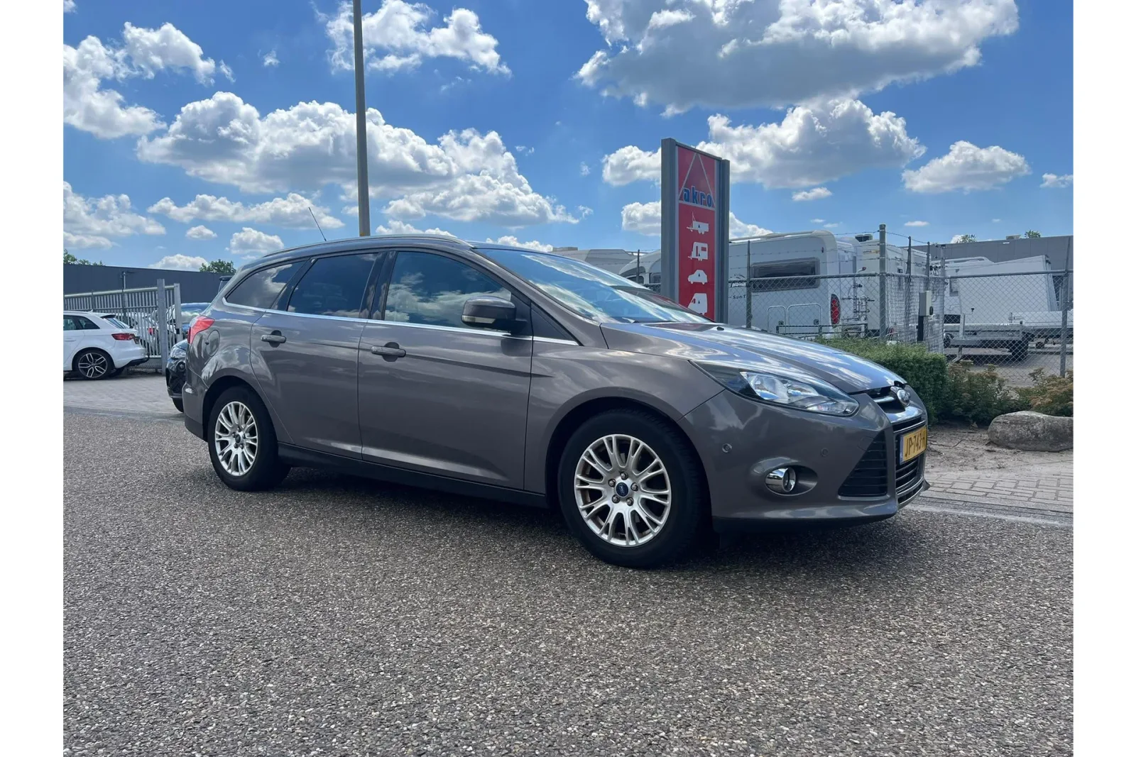 Ford Focus (2011) — foto 1